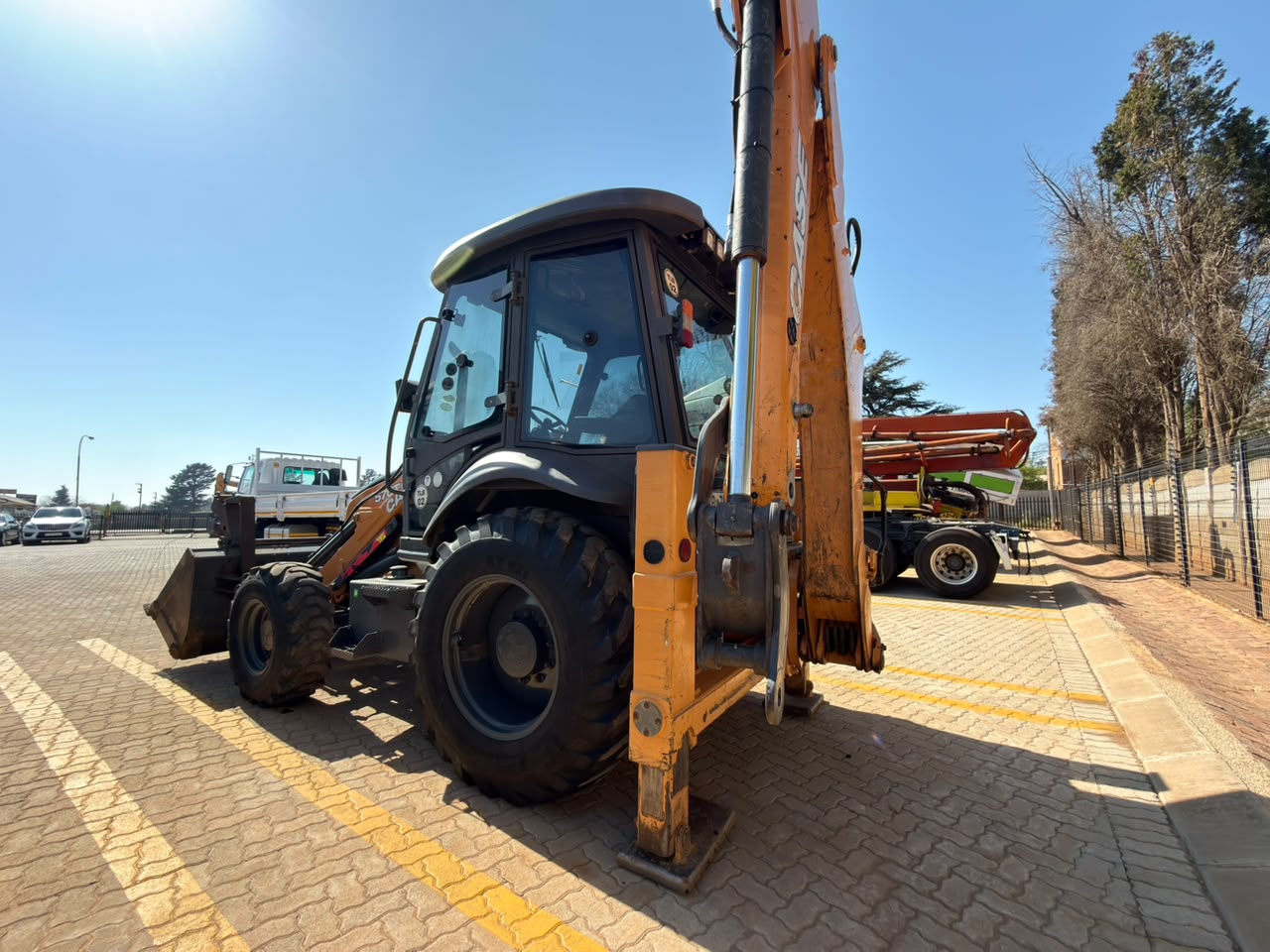 2024 CASE 570T TLB (A1382)