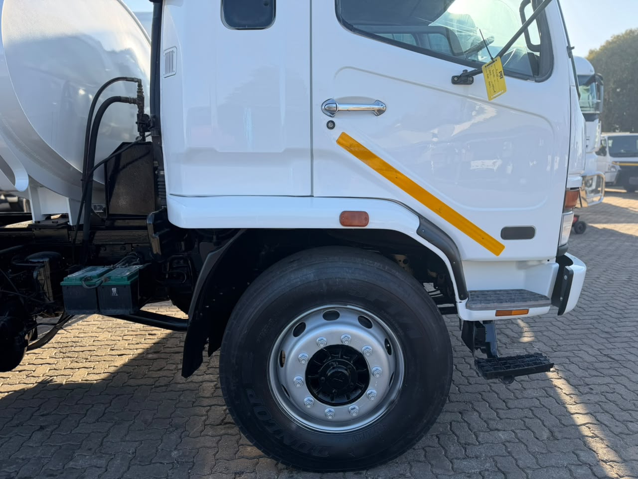 2008 FUSO FM15-253 6000L WATER BOWSER (A1230)