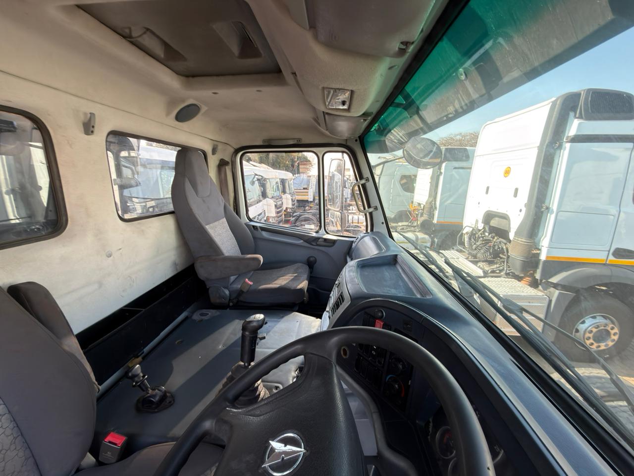 2019 POWERSTAR 4035 TWIN STEER TIPPER TRUCK (CS278)