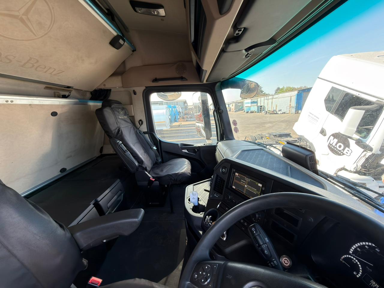2023 MERCEDES BENZ ACTROS 2645 TRUCK TRACTOR (SN5890)