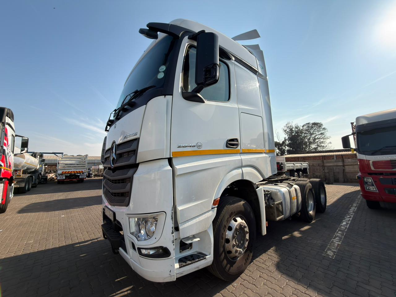 2023 MERCEDES BENZ ACTROS 2645 TRUCK TRACTOR (SN5890)