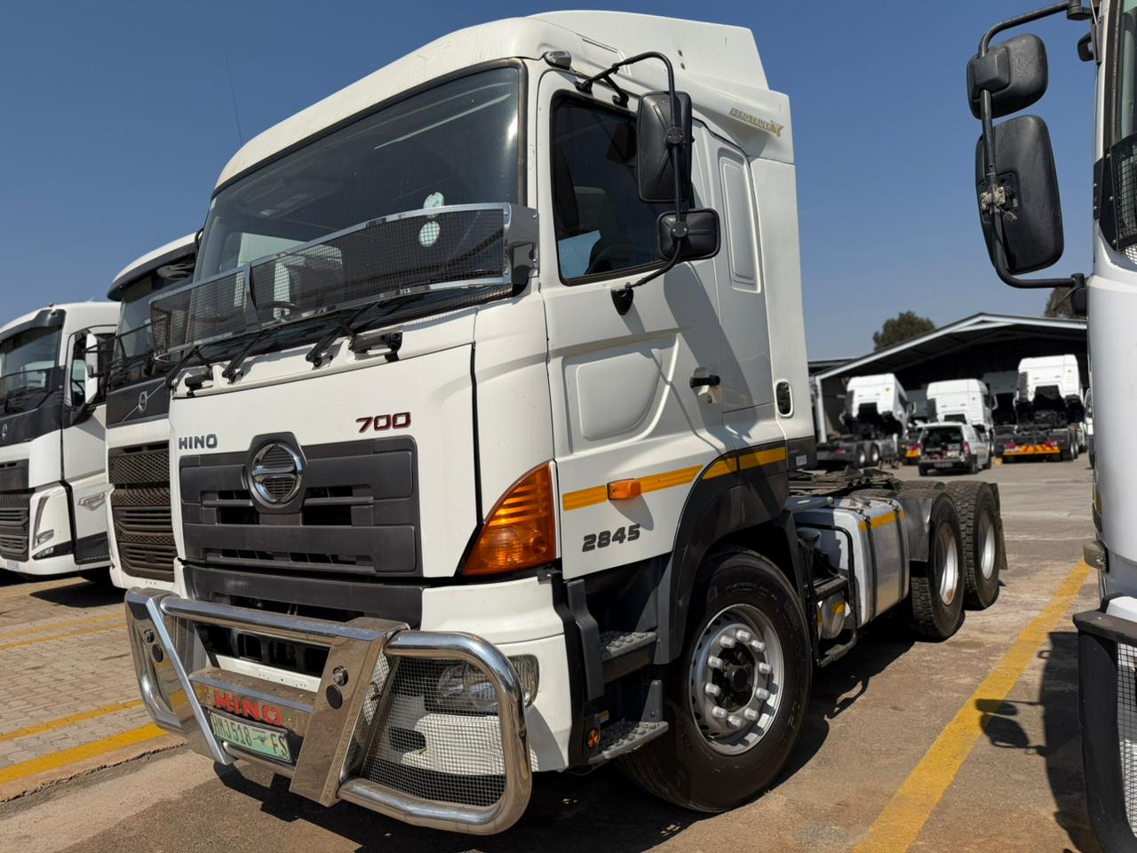 2020 HINO 2845 TRUCK TRACTOR (CS2210)