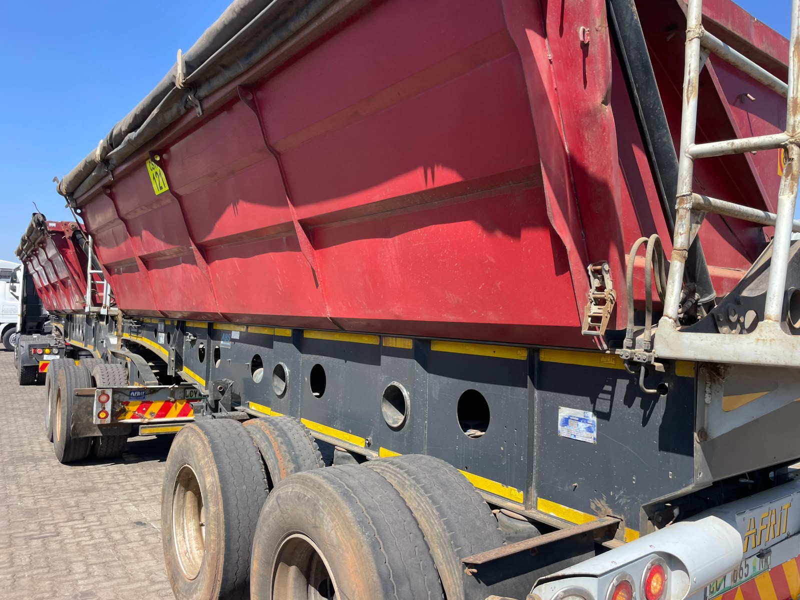 2017 AFRIT LINK SIDE TIPPER TRAILER (CS279)