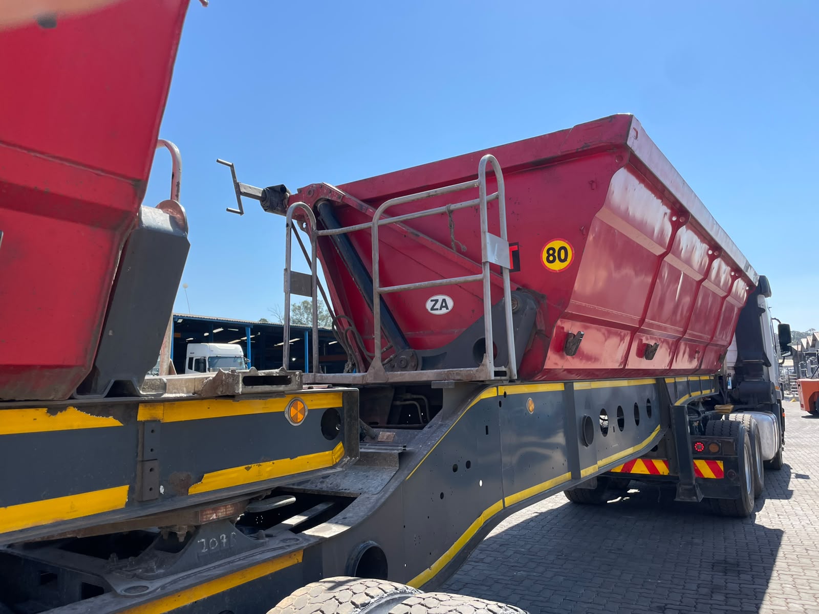 2013 AFRIT LINK SIDE TIPPER TRAILER (CS280)