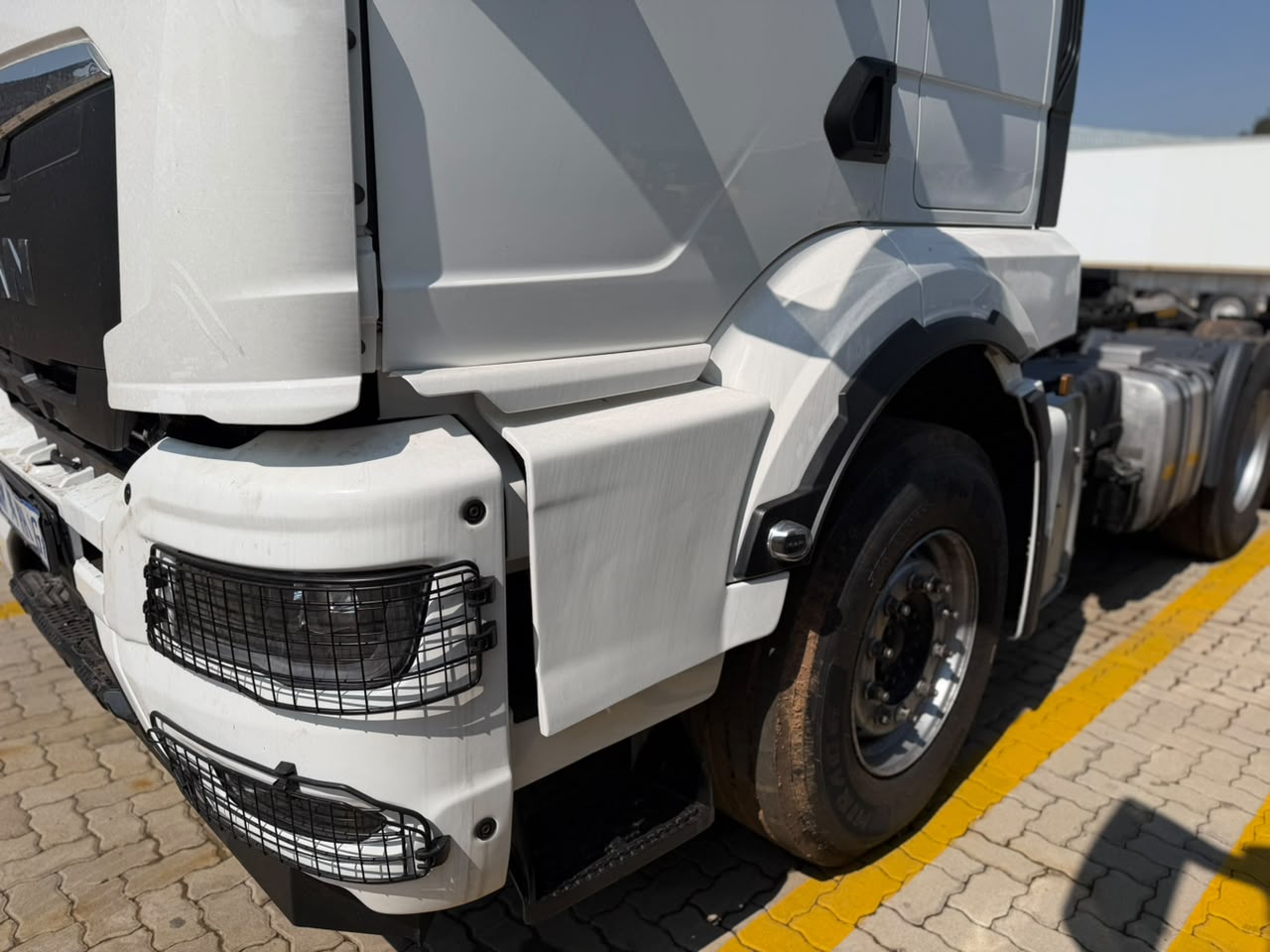 2022 MAN 27-480 TRUCK TRACTOR (IS1018)