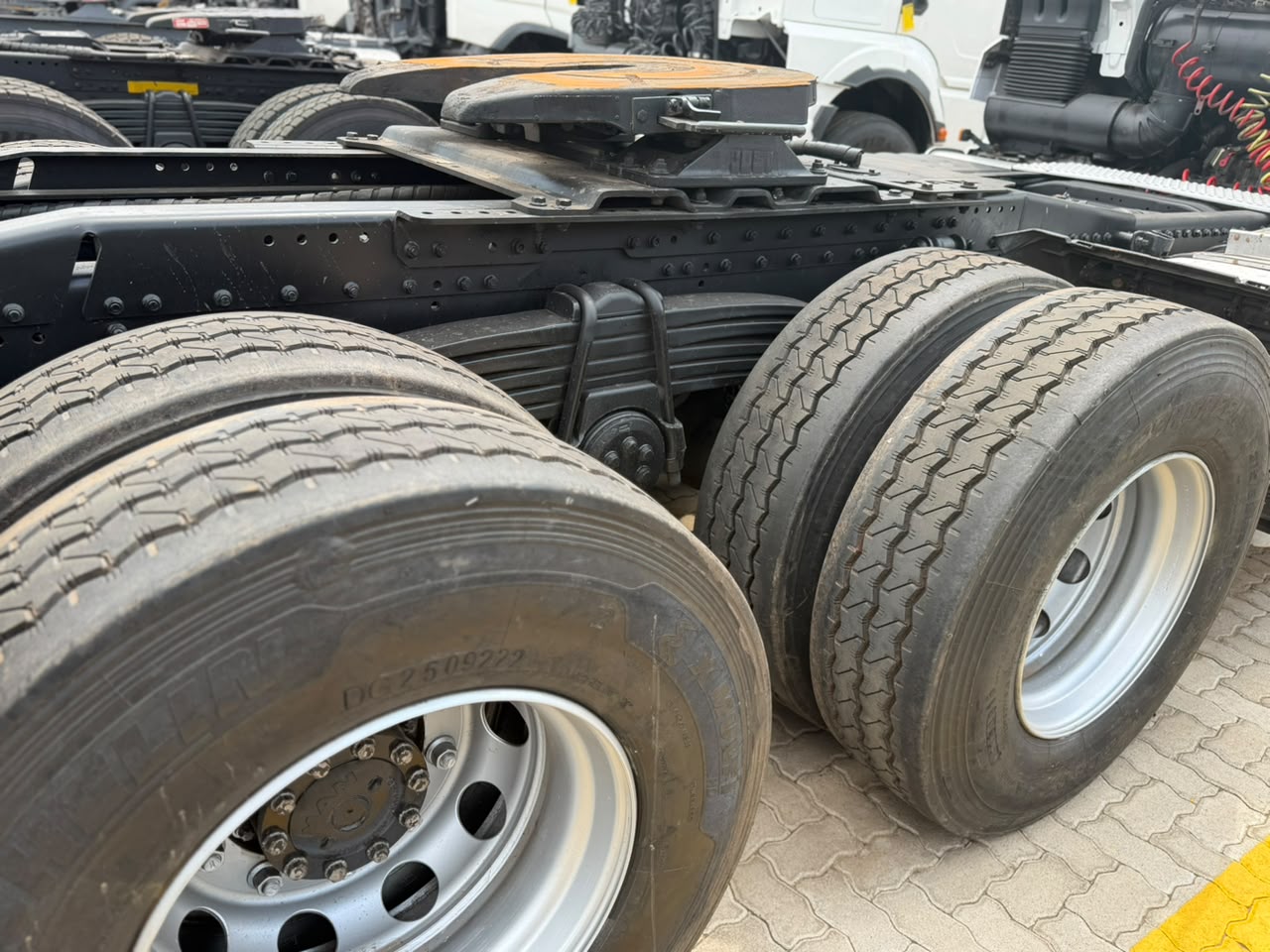 2022 MAN 27-480 TRUCK TRACTOR (L261)