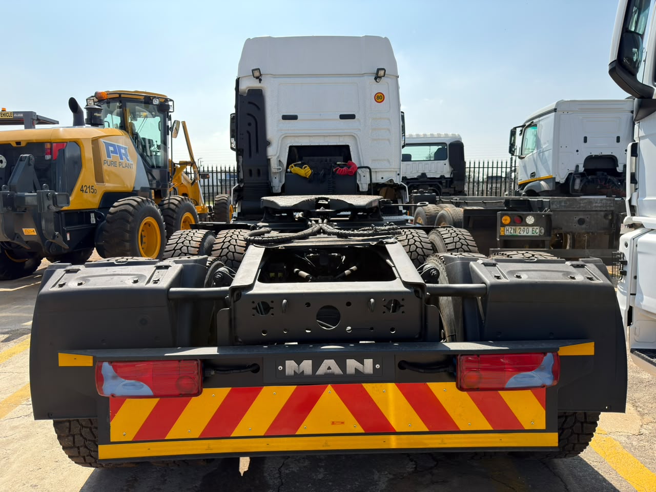 2022 MAN 27-480 TRUCK TRACTOR (IS1025)