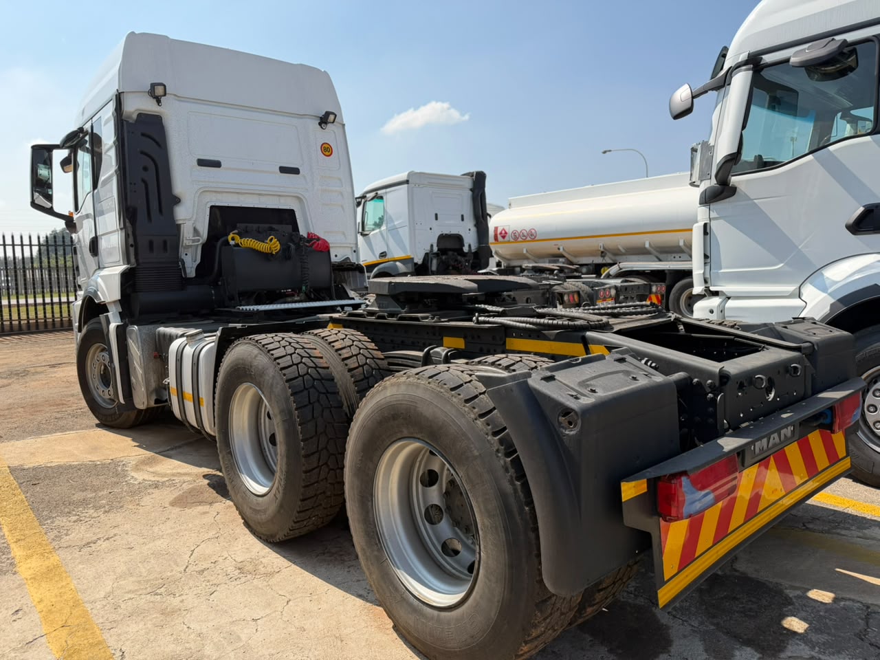 2022 MAN 27-480 TRUCK TRACTOR (IS1025)