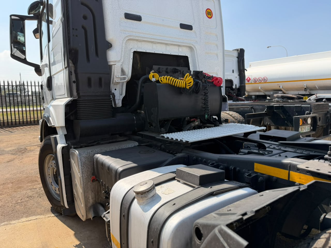 2022 MAN 27-480 TRUCK TRACTOR (IS1025)