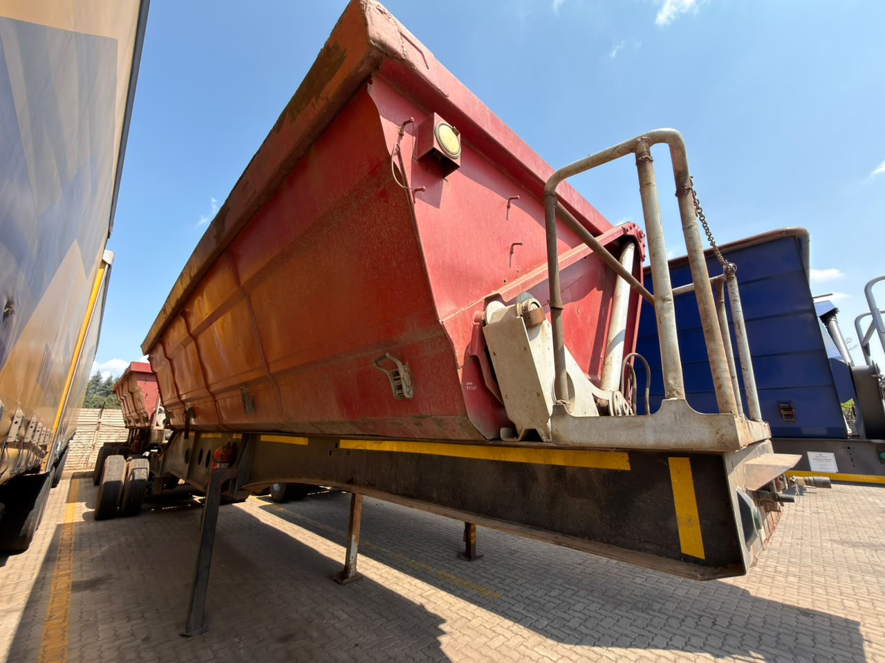 2012 AFRIT LINK SIDE TIPPER 40M3 TRAILER (CS282)