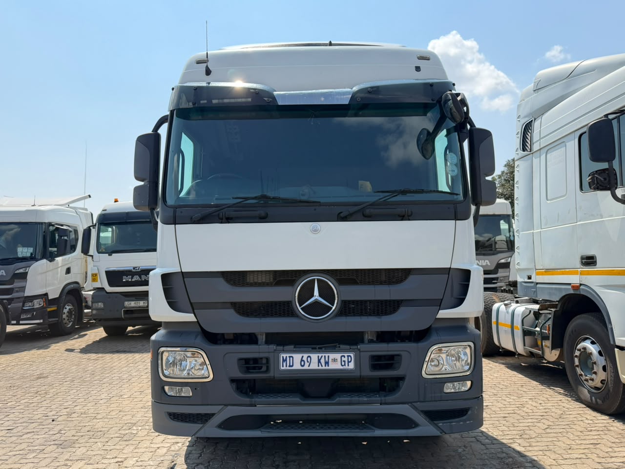 2011 MERCEDES ACTROS 2644 TRUCK TRACTOR (CS281)