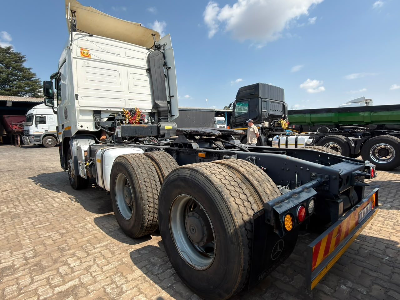 2011 MERCEDES ACTROS 2644 TRUCK TRACTOR (CS281)