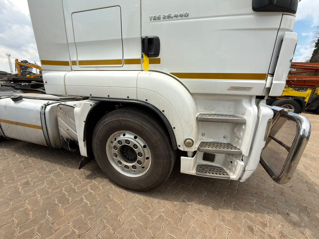 2019 MAN 26-440 TRUCK TRACTOR (CS2214)