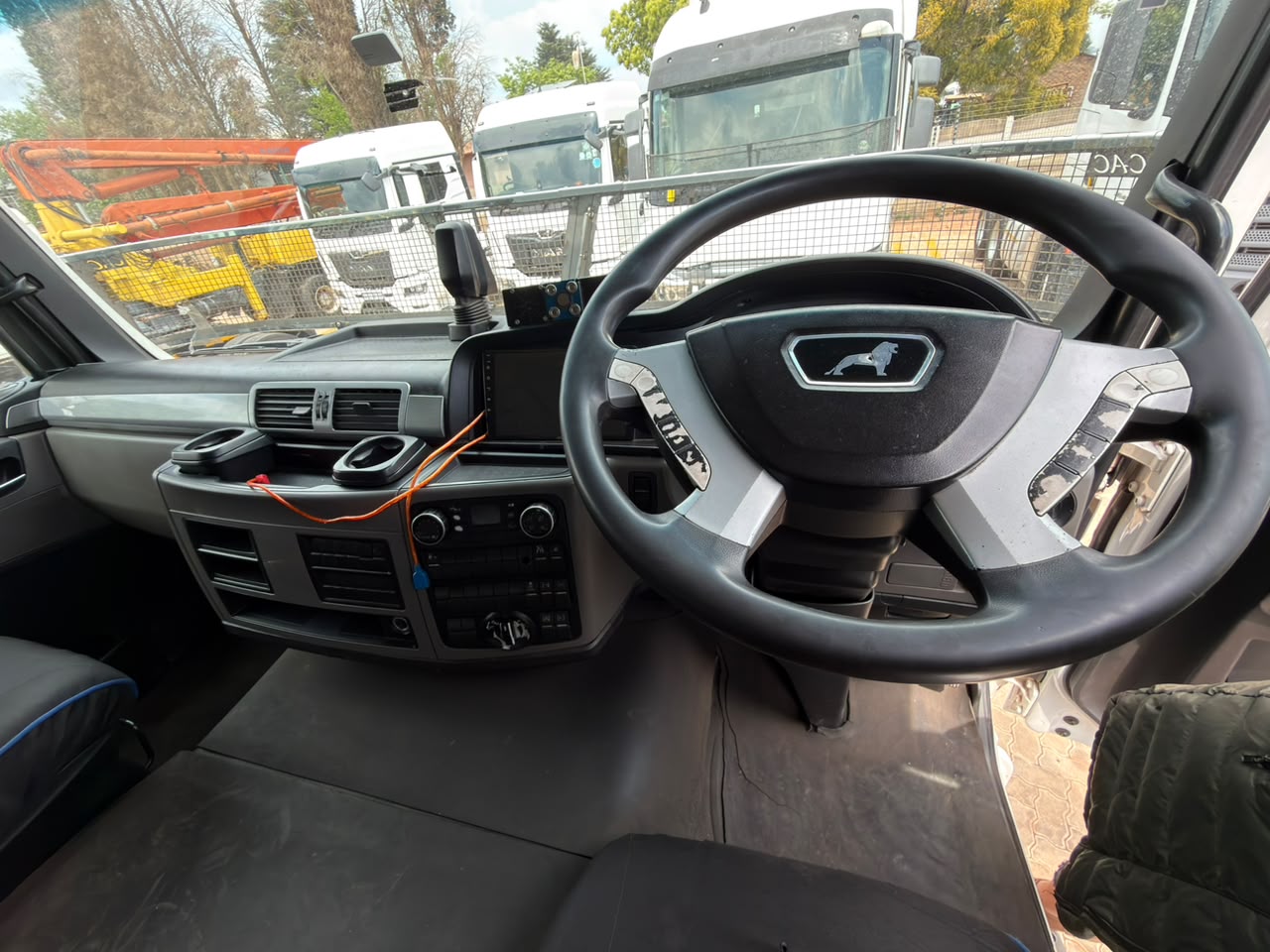 2019 MAN 26-440 TRUCK TRACTOR (CS2214)