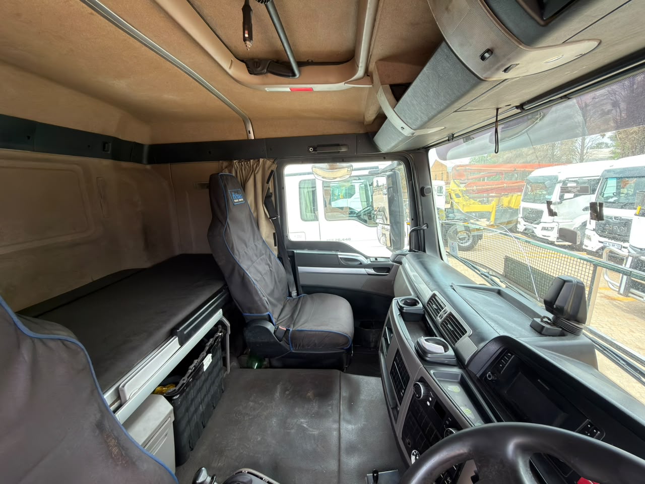 2019 MAN 27-440 TRUCK TRACTOR (CS2215)