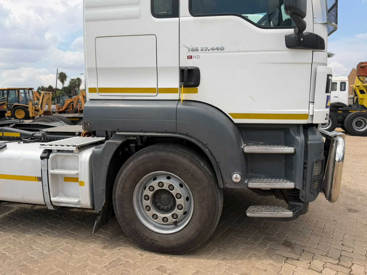 2019 MAN 27-440 TRUCK TRACTOR (CS2215)
