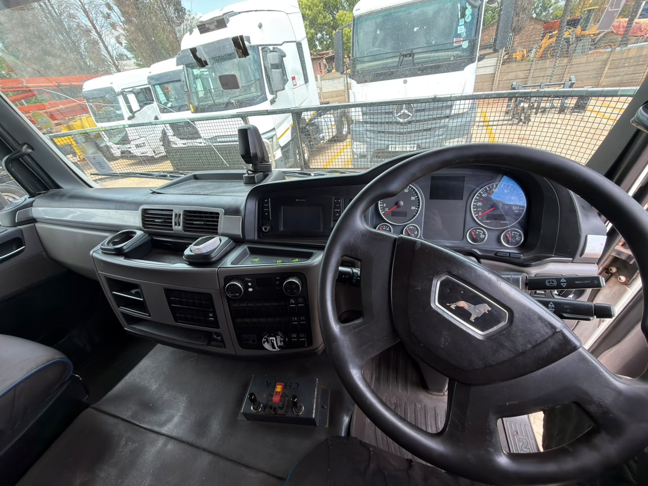 2019 MAN 27-440 TRUCK TRACTOR (CS2215)