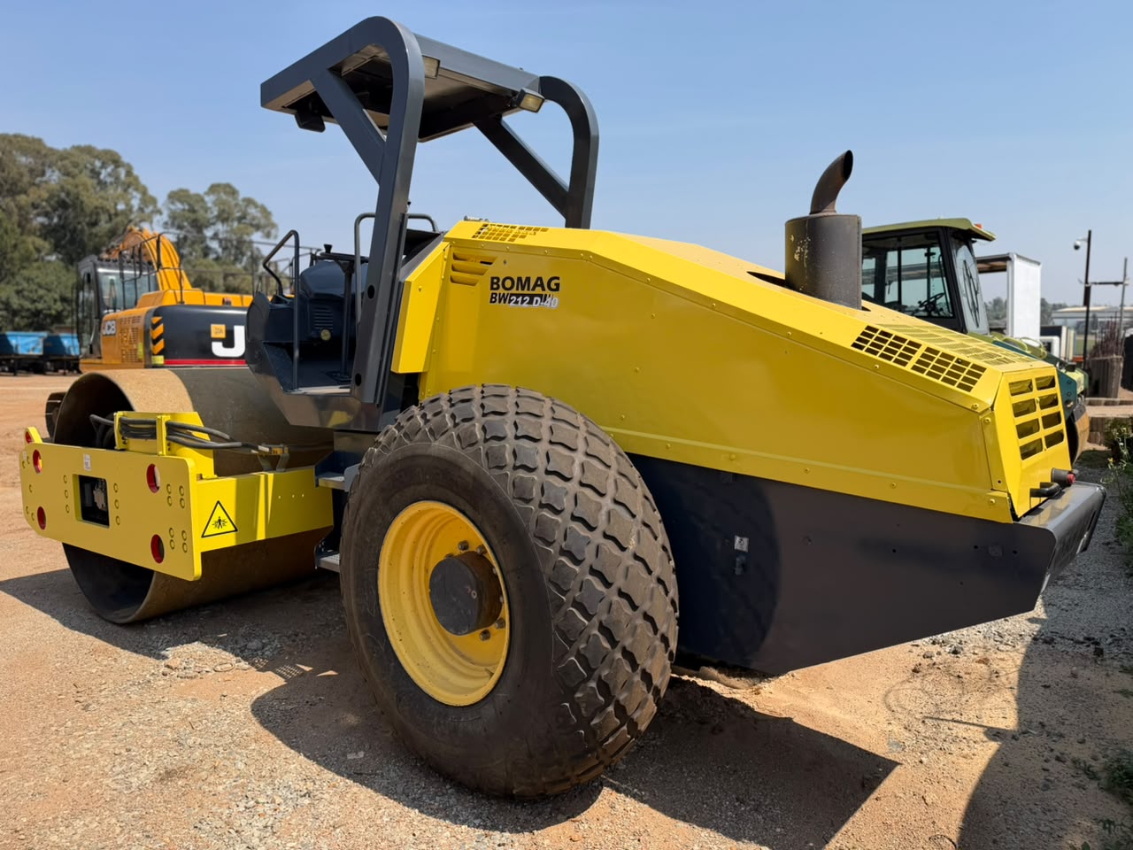 2010 BOMAG BW212 ROLLER (PCS645)