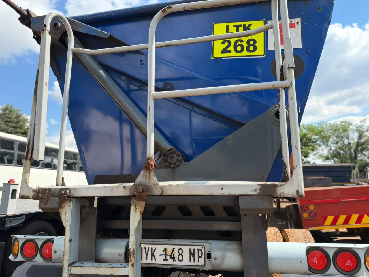 2019 PRBB LINK SIDE TIPPER (S001888A)