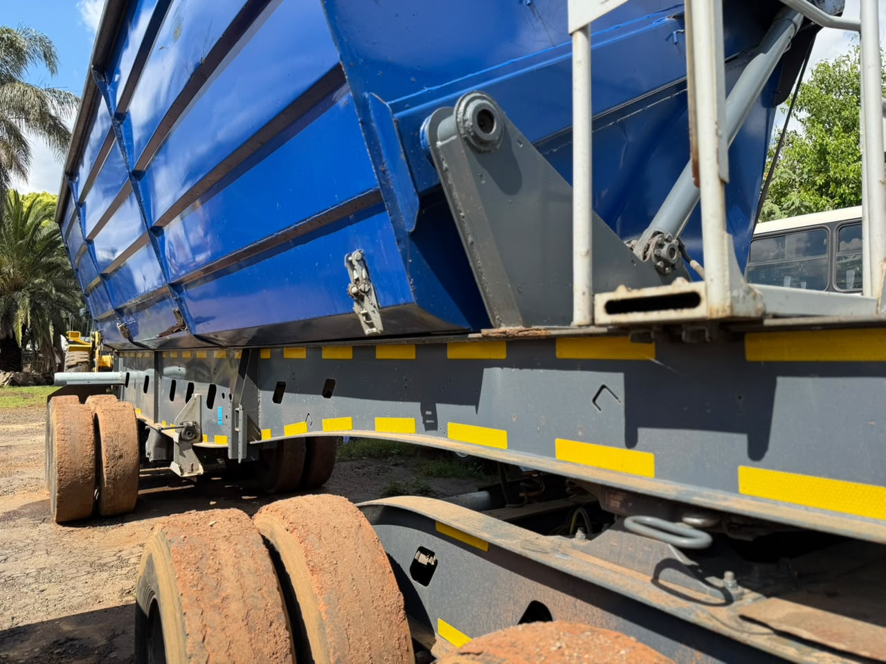 2019 PRBB LINK SIDE TIPPER (S001888A)