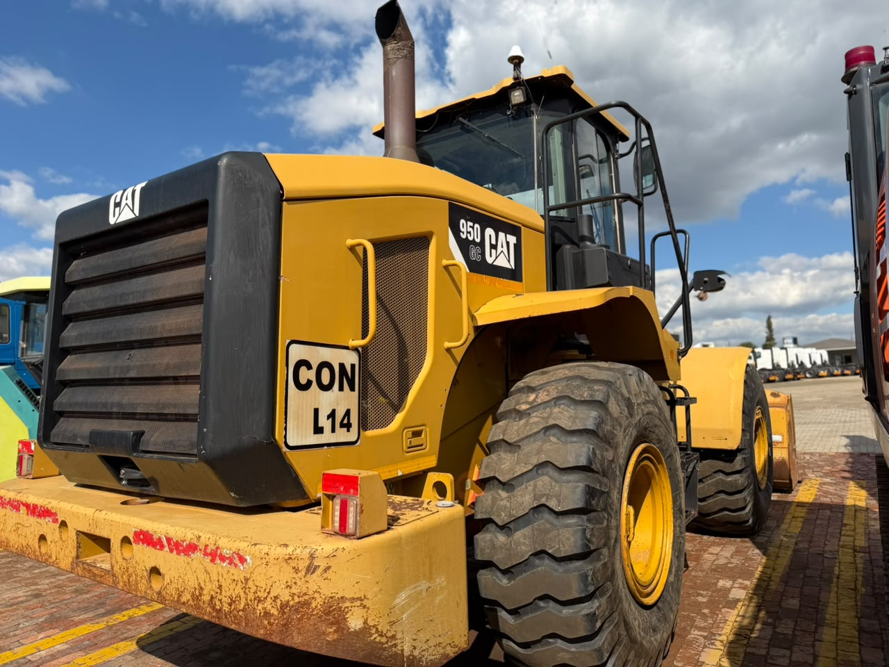 2017 CAT 950GC FRONT END LOADER (CB190)