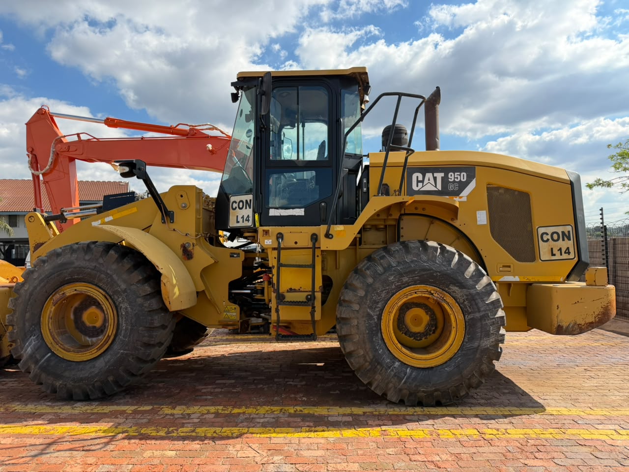 2017 CAT 950GC FRONT END LOADER (CB190)