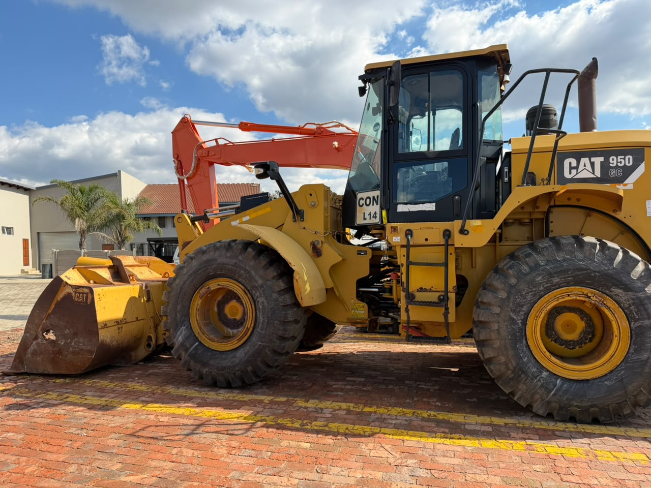 2017 CAT 950GC FRONT END LOADER (CB190)