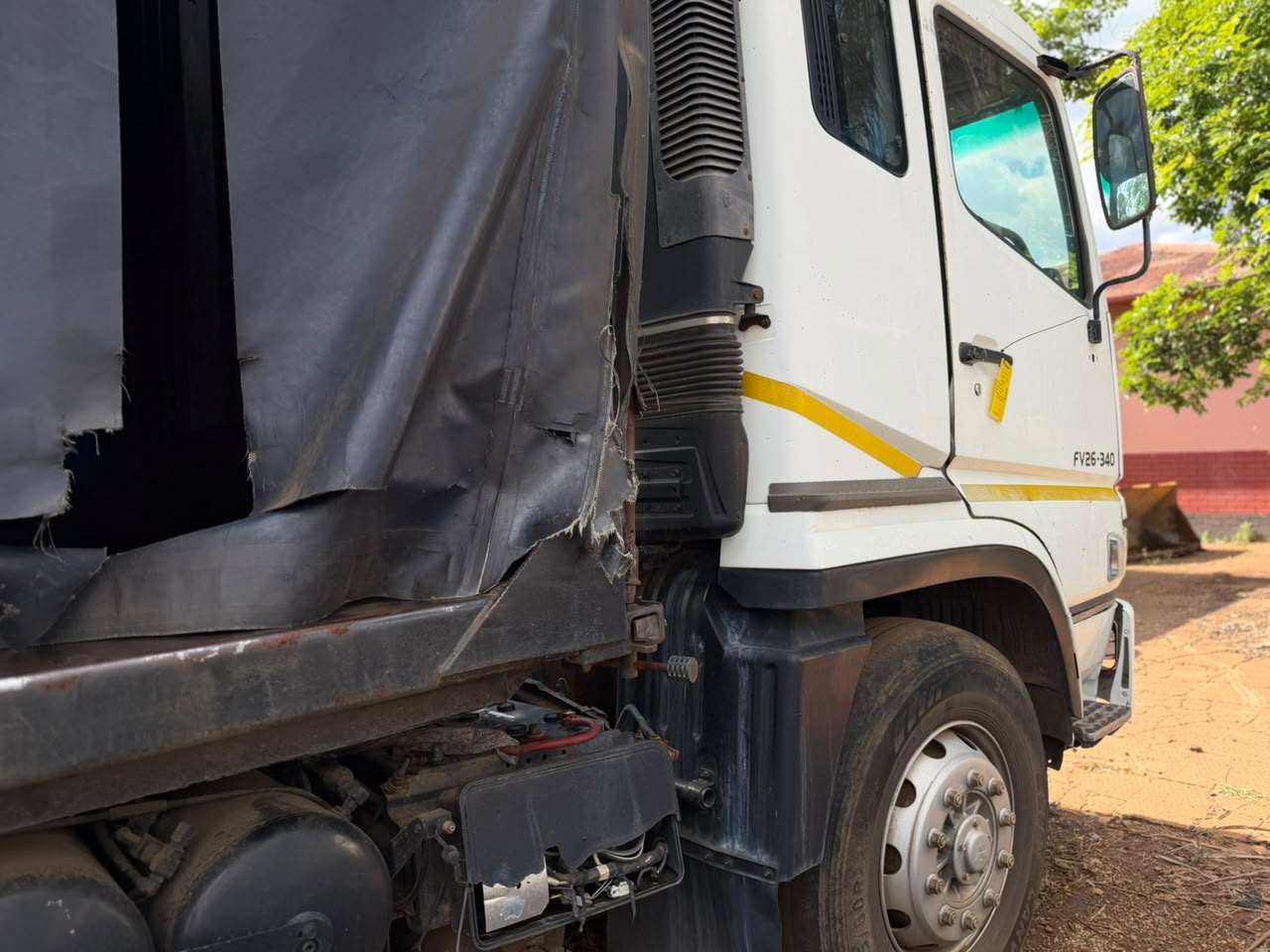 2007 FUSO FV26-340 TRUCK (S001889A)