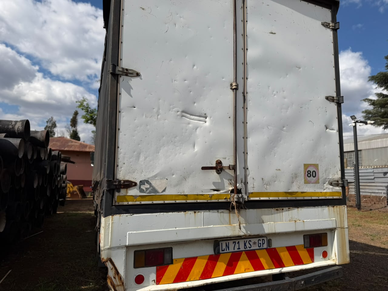2007 FUSO FV26-340 TRUCK (S001889A)