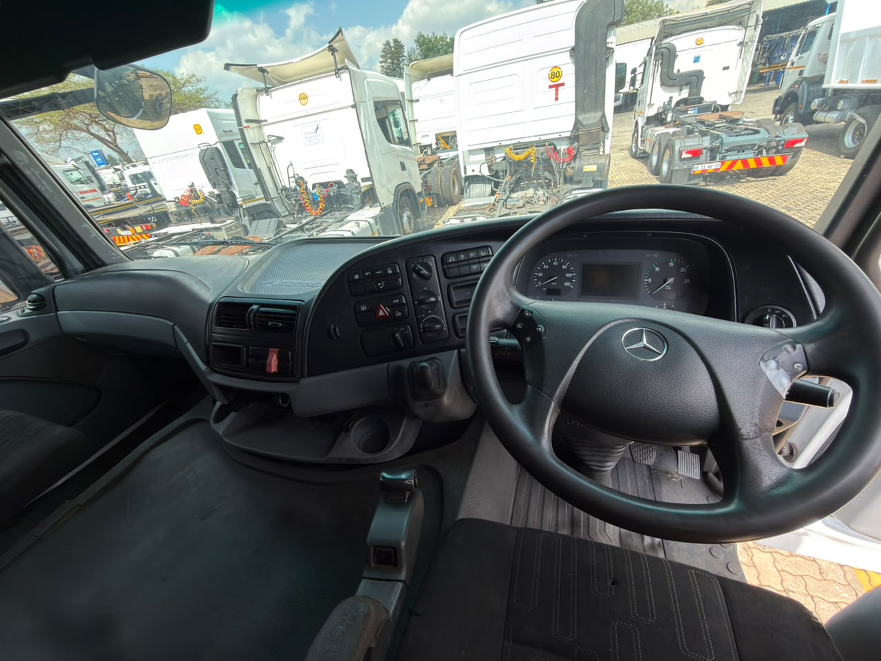 2018 MERCEDES BENZ 2641 TRUCK TRACTOR (CB87)