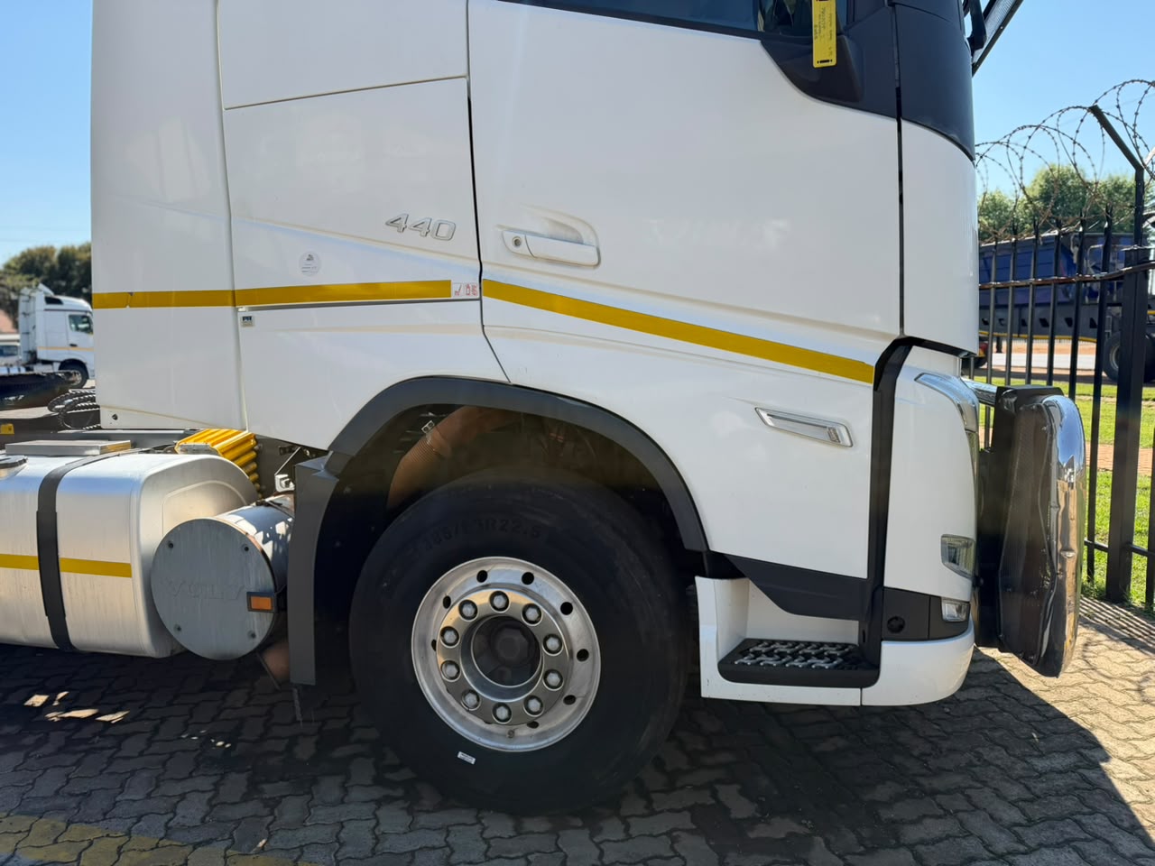 2024 VOLVO FH440 TRUCK TRACTOR (SN5905)