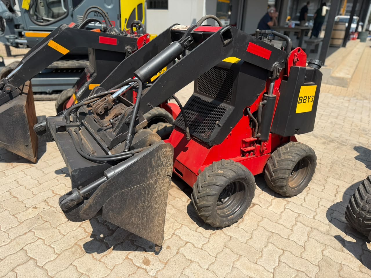 USED DINGO MINI DIGGER (S001871A)