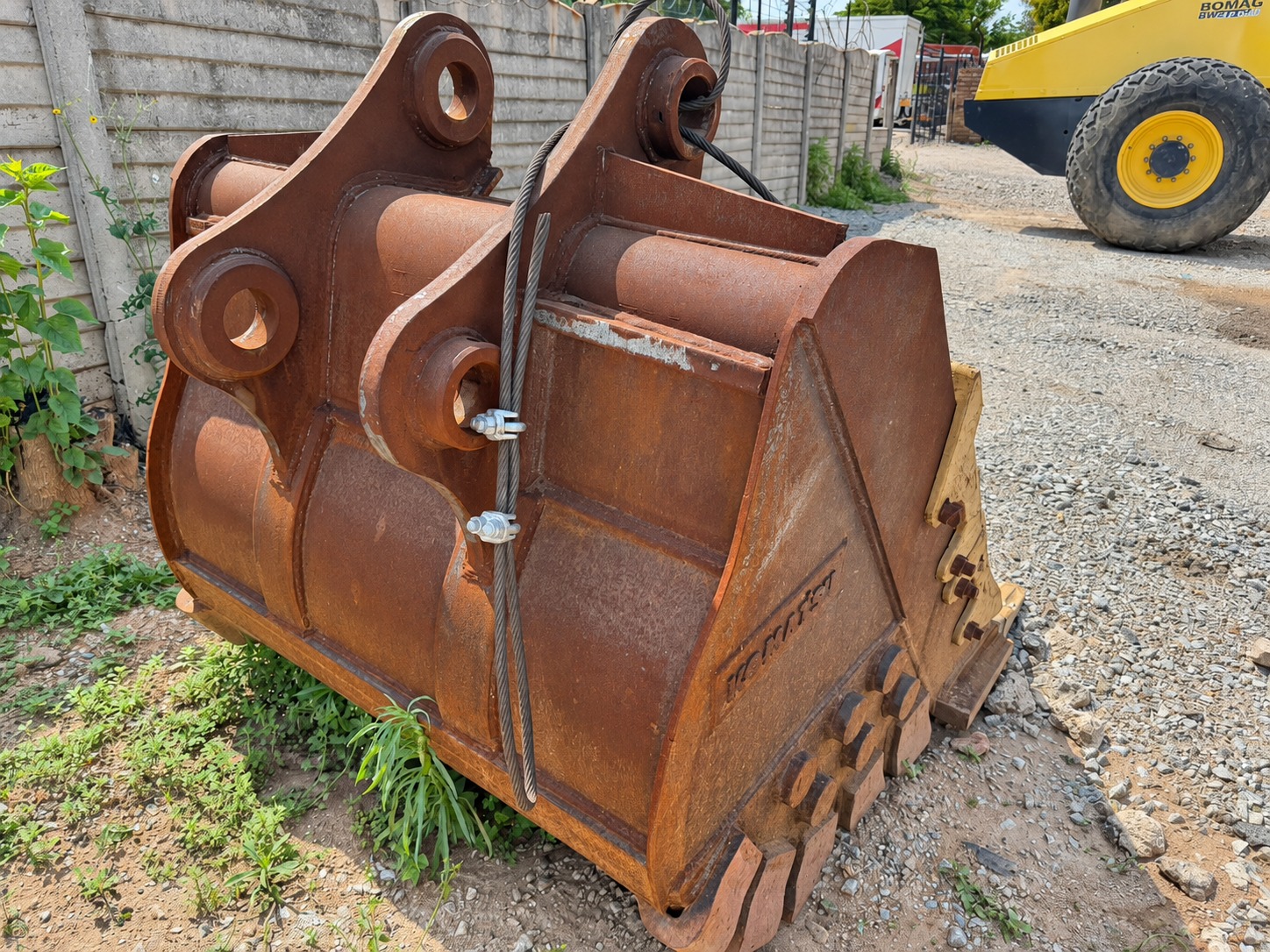 USED ROCK BUKKET (A1374)
