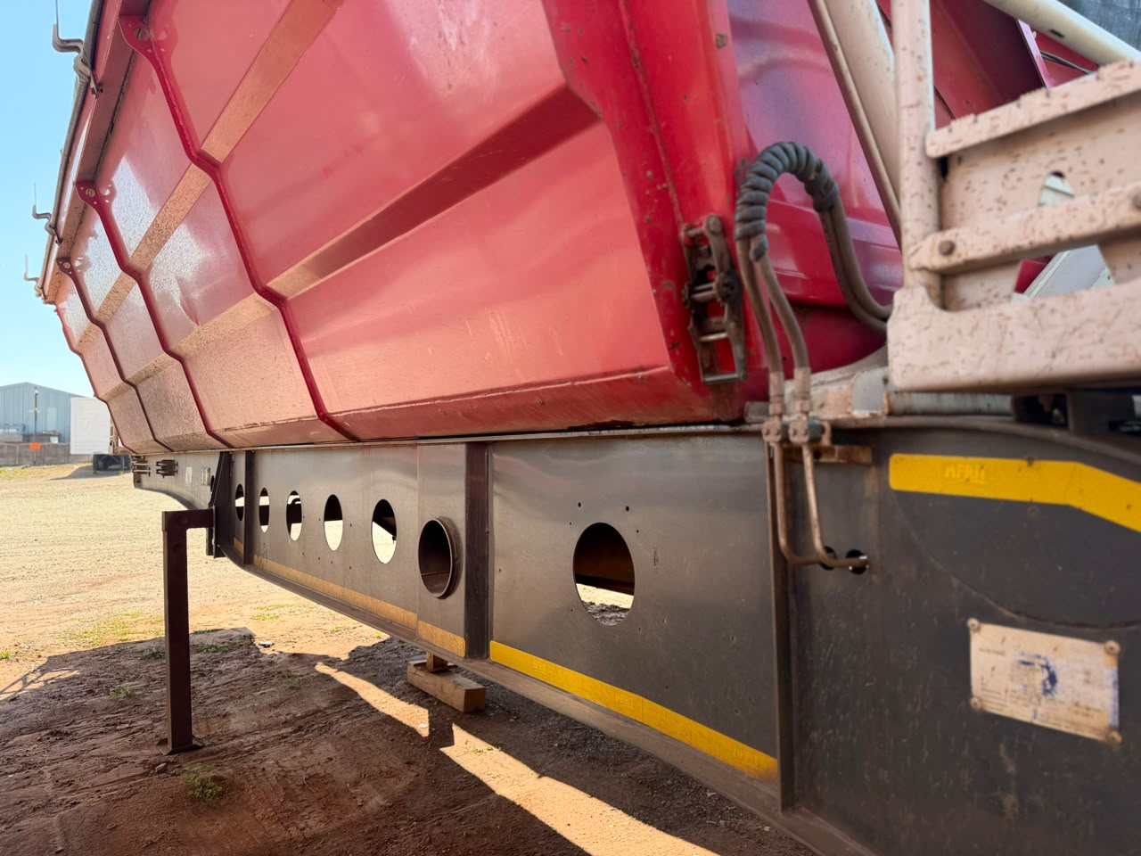 2019 AFRIT 40M3 LINK SIDE TIPPER TRAILER (SN5910)