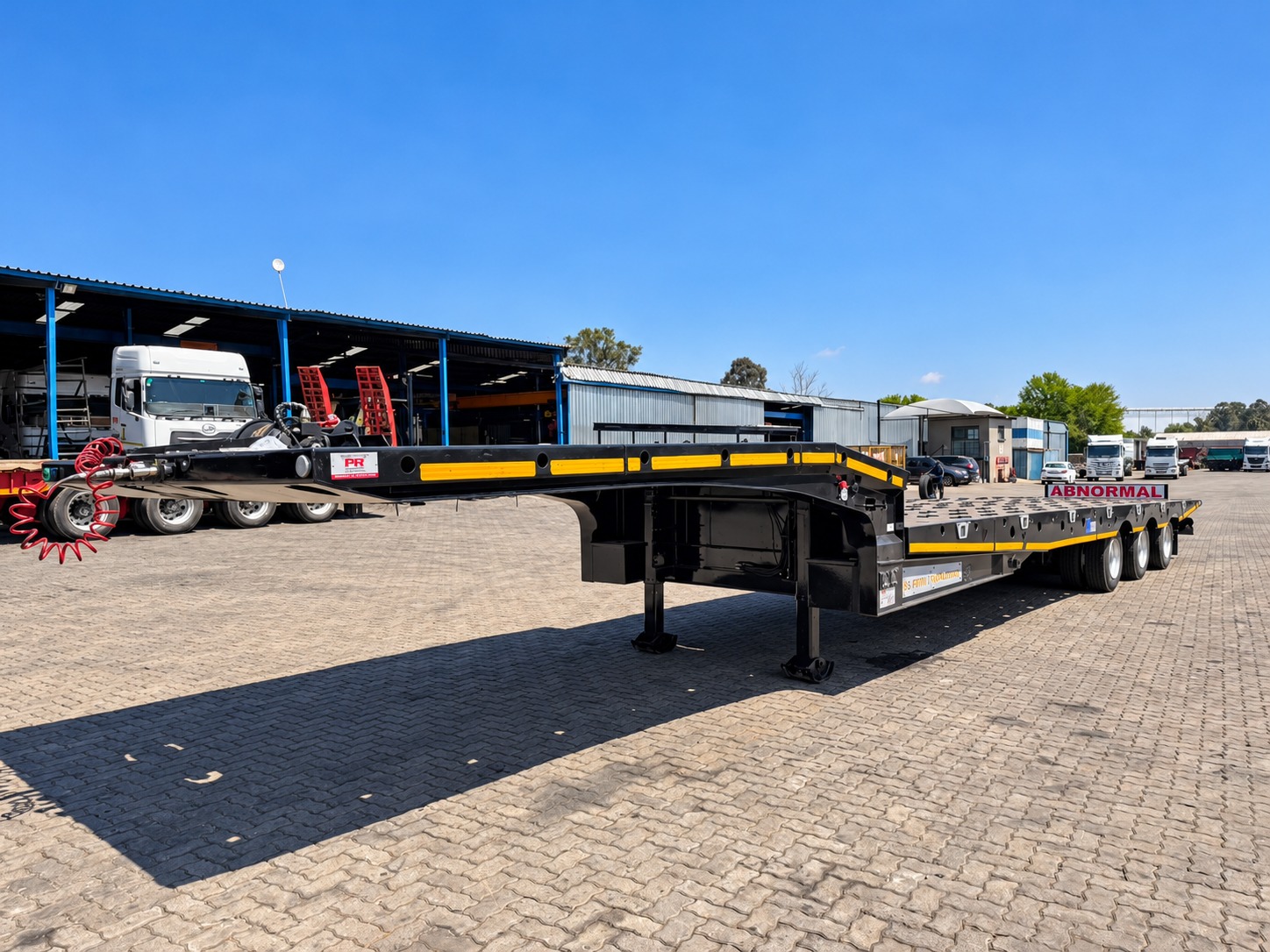 NEW PR TRAILER 30 TON ROLLBACK WITH WINCH