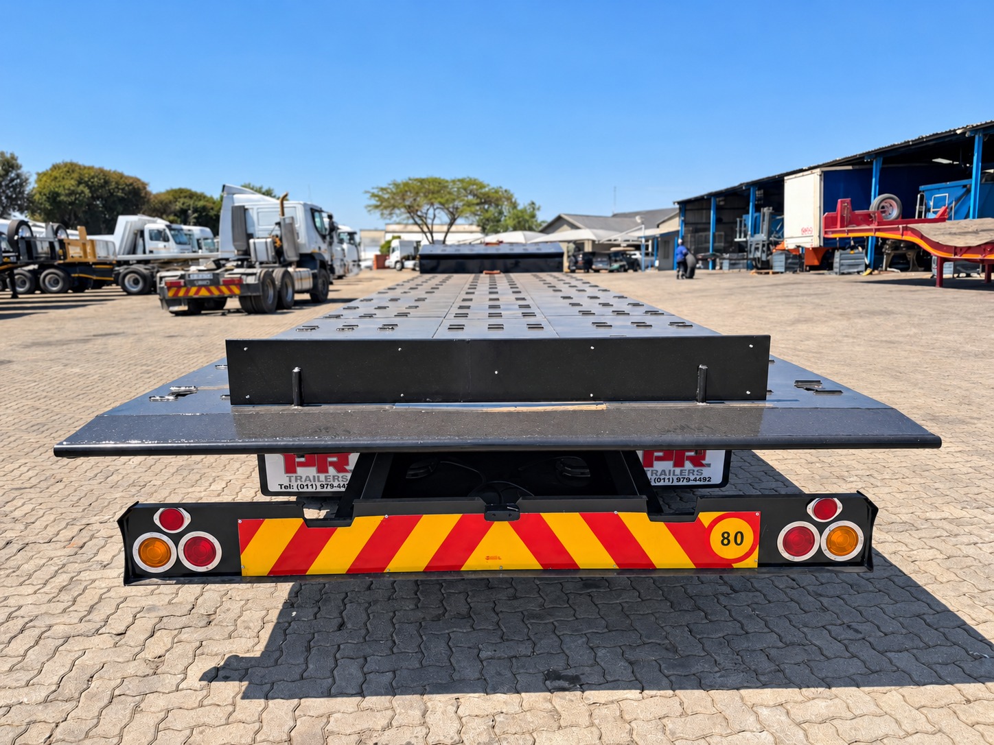 NEW PR TRAILER 30 TON ROLLBACK WITH WINCH