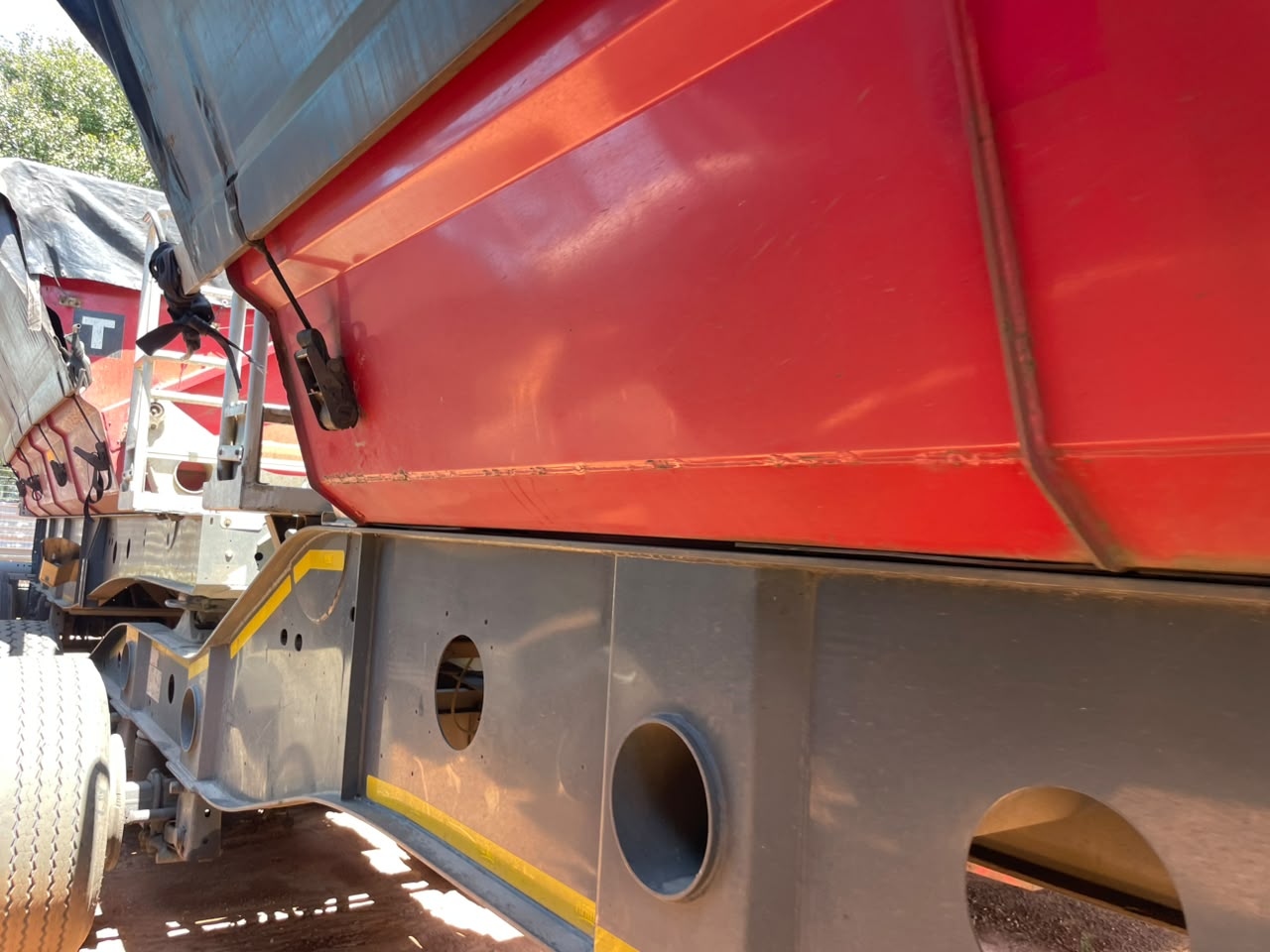 2019 AFRIT 40M3 LINK SIDE TIPPER TRAILER (SN5910)