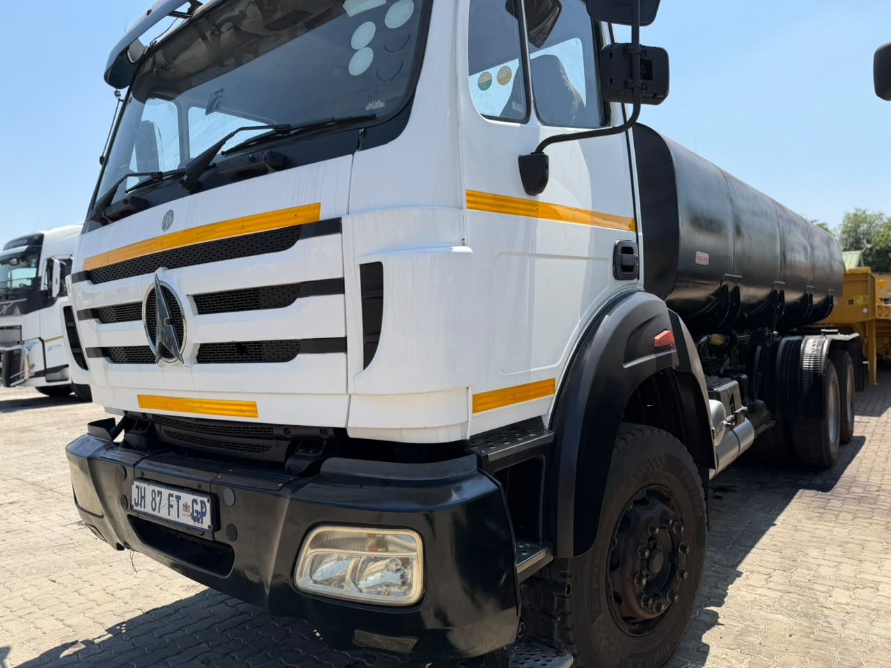 2016 POWERSTAR 2628 WATERBOWSER TRUCK (PCS653)