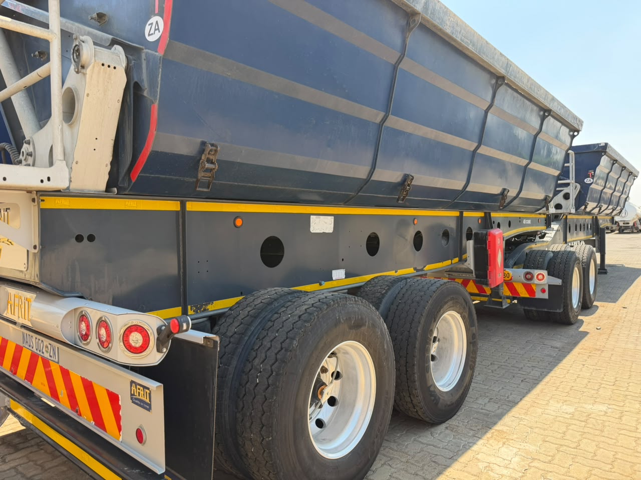 2013 AFRIT LINK SIDE TIPPER TRAILER (SN5913)