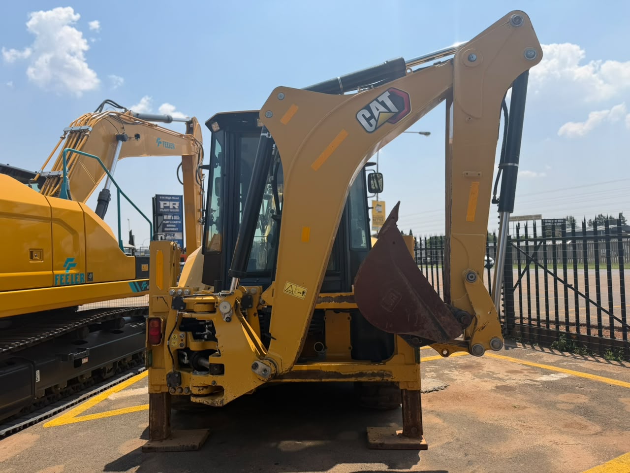 2021 CATERPILLAR 426F2 TLB (A1386)